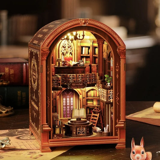 Seitliche Ansicht des Miniature House Kit - Wanguo Bookstore mit gut sichtbaren Elementen