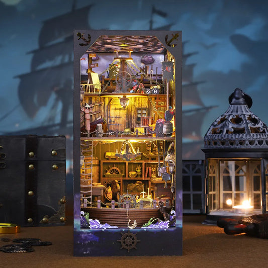 Book Nook Kit | Aden Piracy in Somalia - CraftoyX
