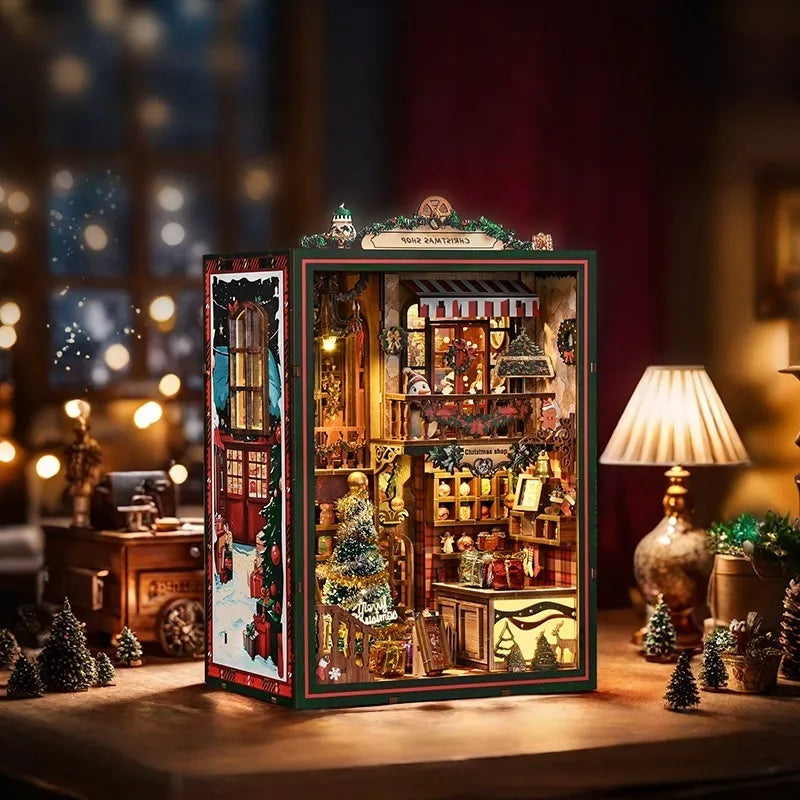 Side view of the Book Nook - Christmas Shop with clearly visible elements