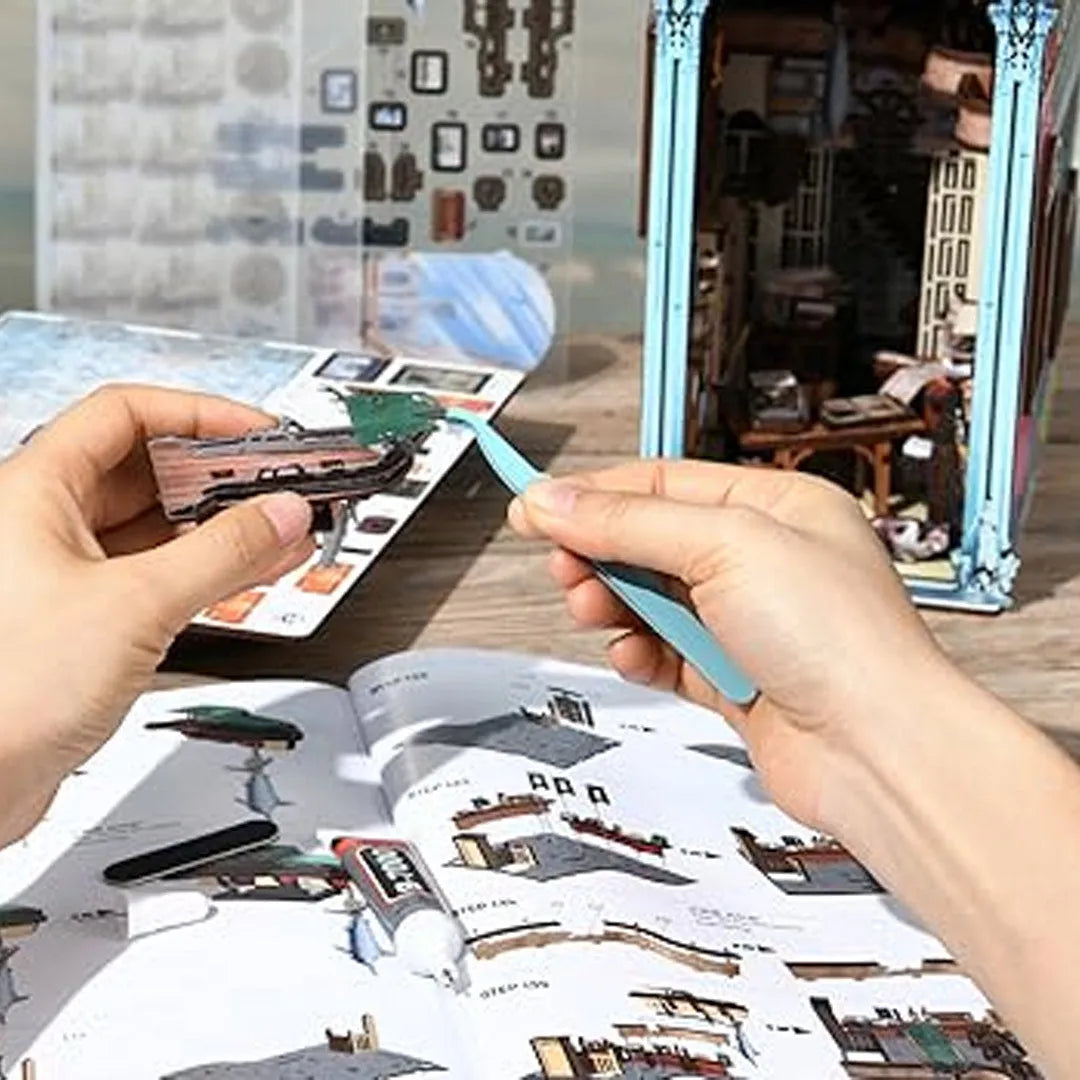 Book Nook Kit | Hemingway House - CraftoyX