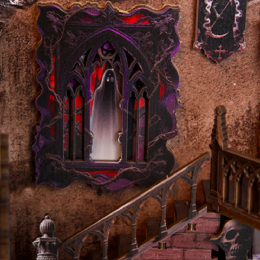 Nahaufnahme des Booknook - Dark Family Pro mit reichhaltigen Details