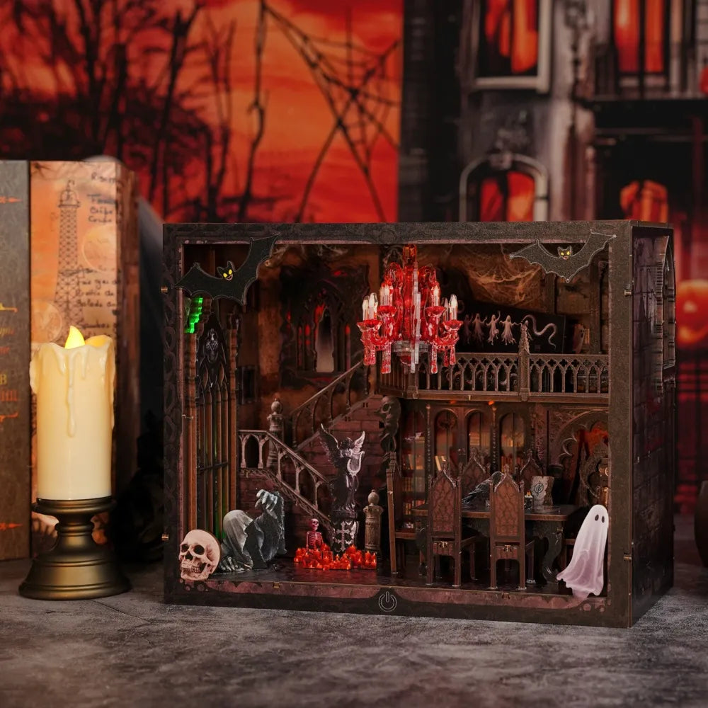 Booknook - Dark Family Pro Gesamtansicht mit detaillierter Szenerie