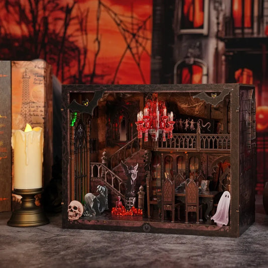 Booknook - Dark Family Pro Gesamtansicht mit detaillierter Szenerie