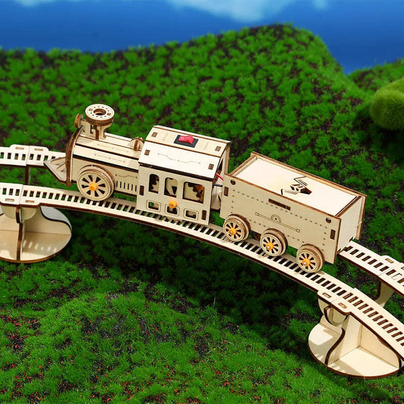 by craftoyx DIY wooden train puzzle 3D locomotive display