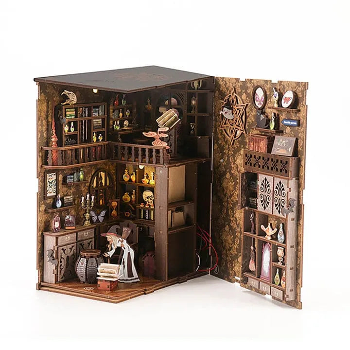 Book Nook Kit | Magic Night - CraftoyX