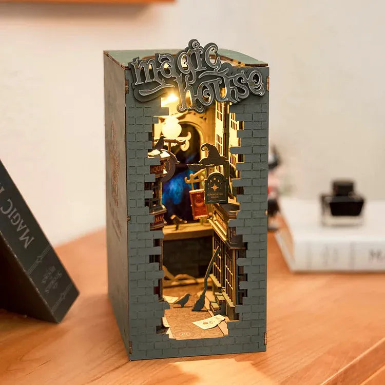 DIY Miniature Kit Book-Nook | Magic House - CraftoyX