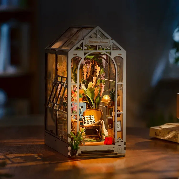 DIY Miniature Kit Book-Nook | Holiday Garden House - CraftoyX