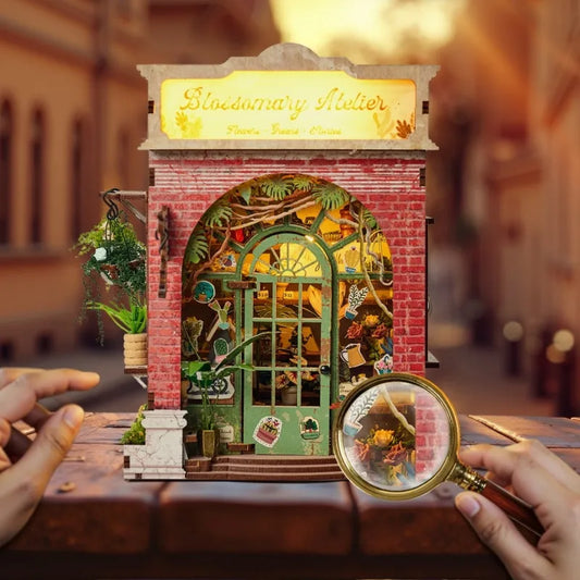 Miniature House - Blossomary Atelier overall view with detailed scenery