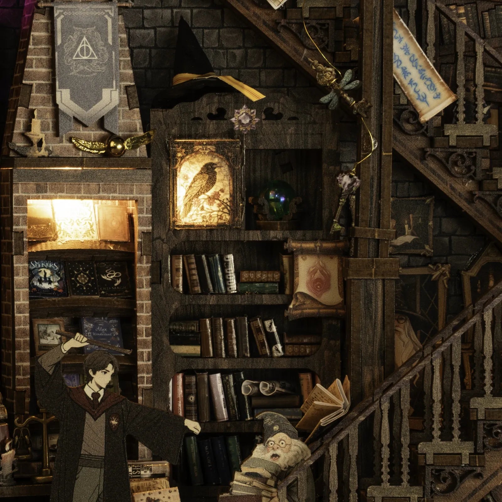 Nahaufnahme des Round Diorama - Magic Library mit reichhaltigen Details